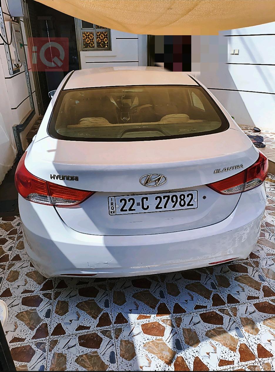 هیوندای ئەلەنترا